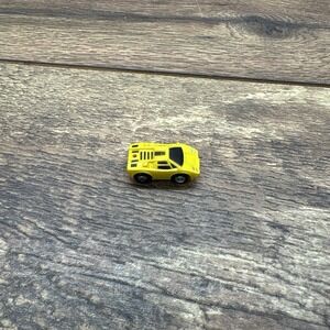 Vintage Lamborghini Countach Yellow 1988 Funrise MISSING‎ back WING